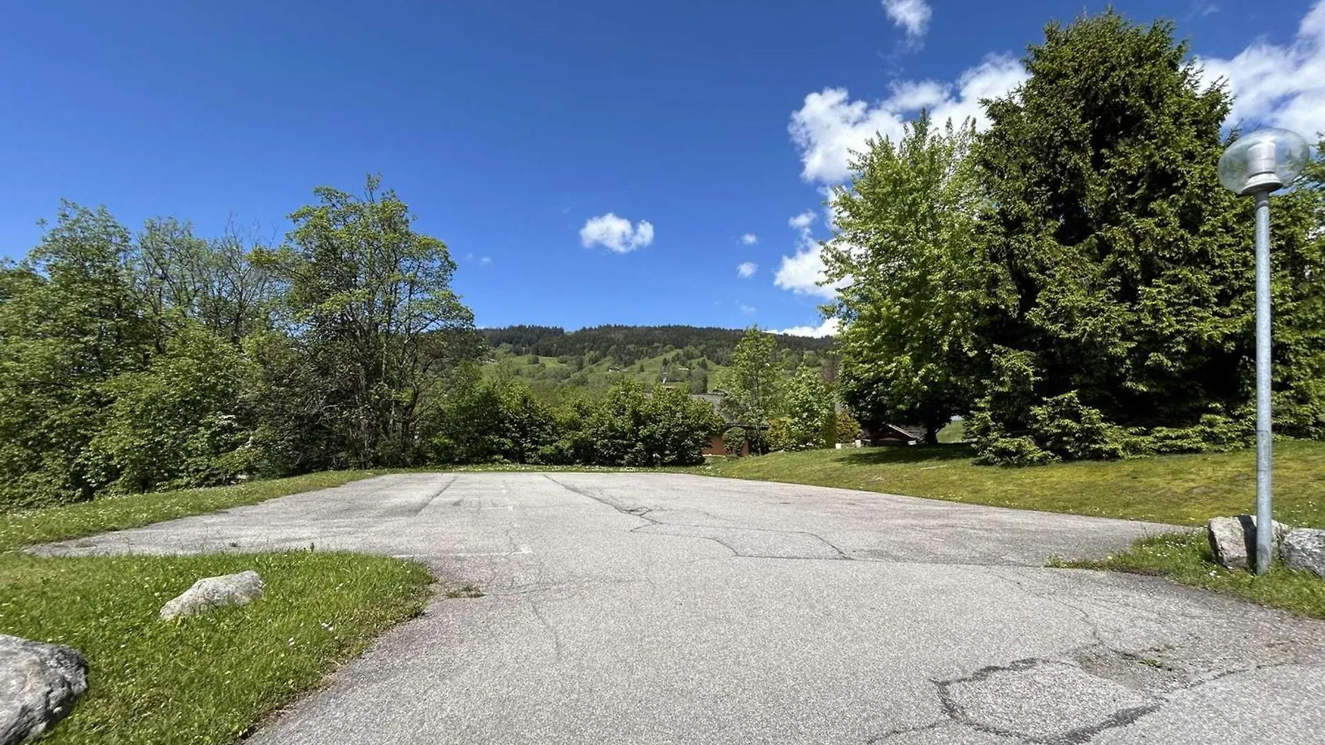 Charmant T2 A Demi-Quartier, 1 Chambre, Balcon, Parking, Casier A Skis, Proche Foret Et Espaces Verts - Fr-1-597-32 0*, Demi-Quartier